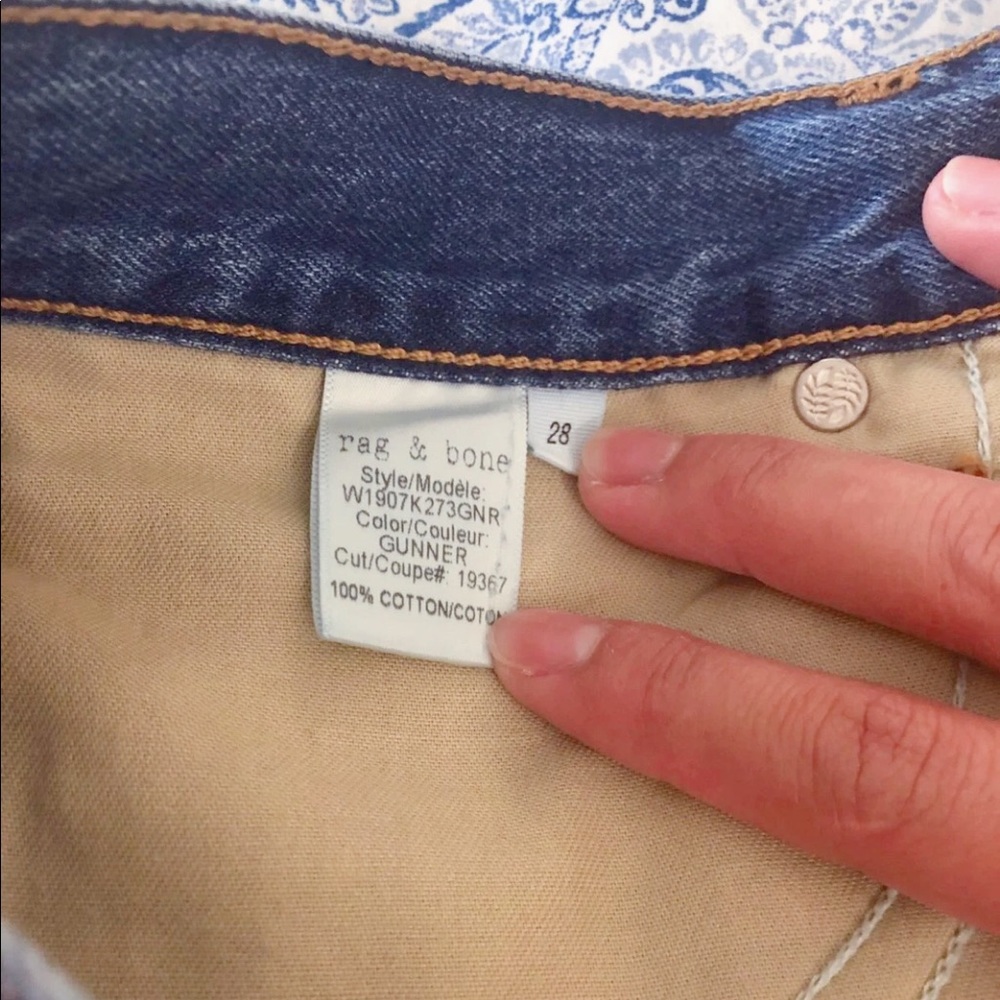 SOLD‼️ RAG & BONE Cut-Off Distressed Denim Shorts - Picture 7 of 8